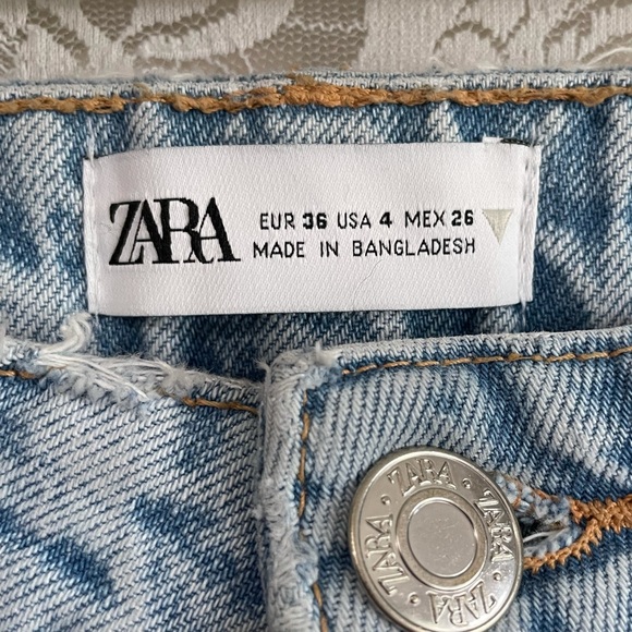 Zara Mom Jeans - Picture 4 of 5